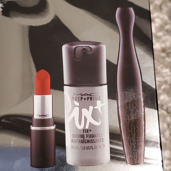 MAC Cosmetics Makeup 249 Bnib Mac Gift Set Poshmark
